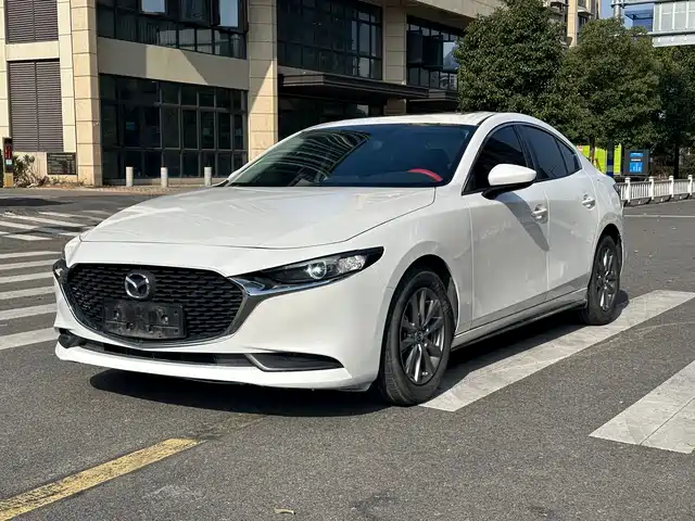mazda 3-angkesaila