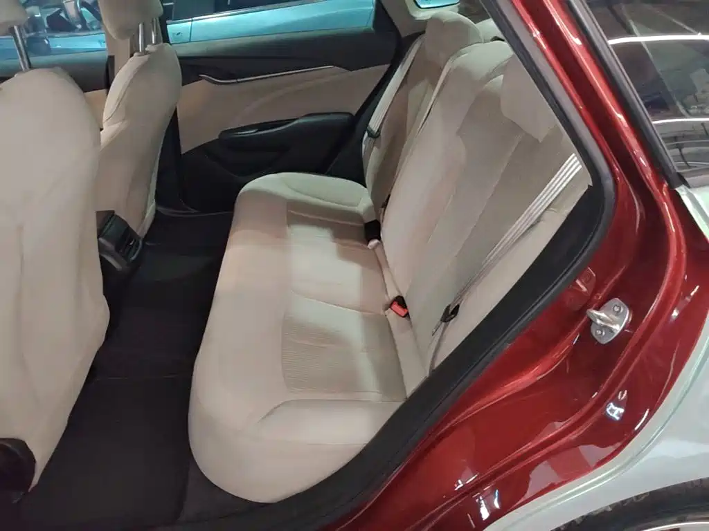 Buick Excelle — миниатюра 17