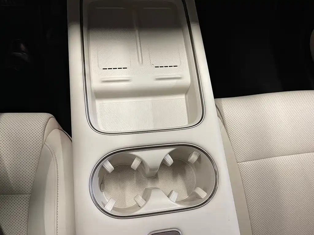 Li Auto Li i6 — миниатюра 19