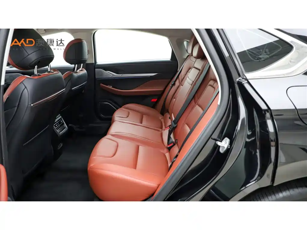 Lincoln Z 2022 i