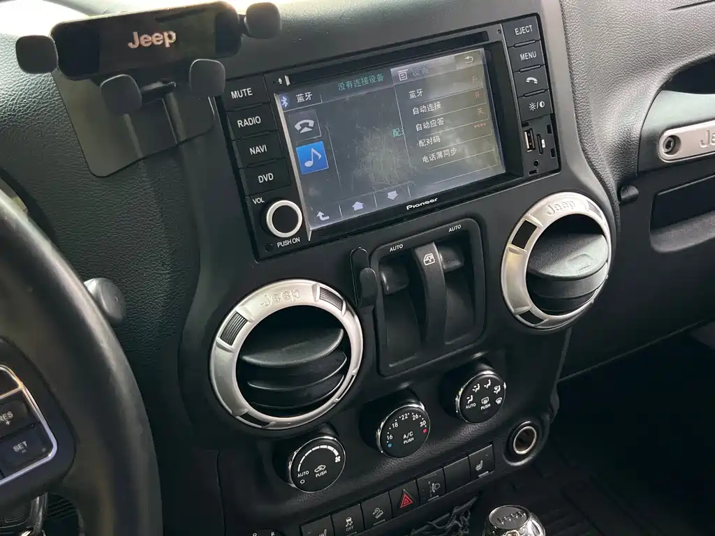 Jeep Wrangler — миниатюра 14