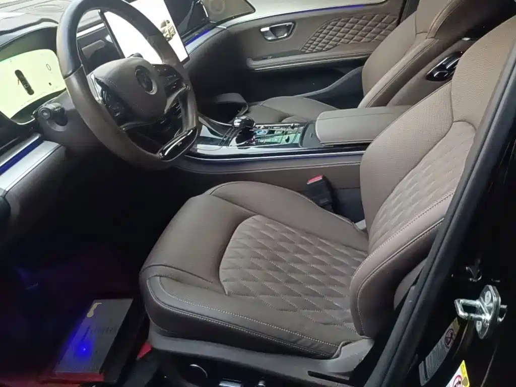 BYD Han — миниатюра 15