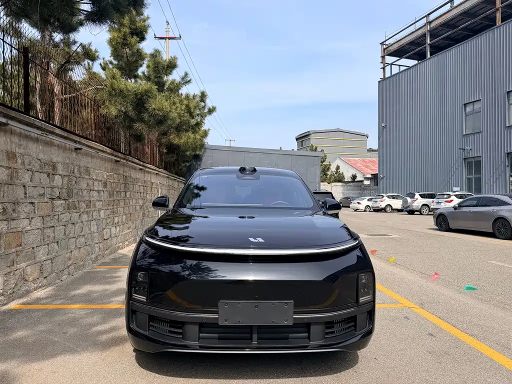 Li Auto IDEAL L8