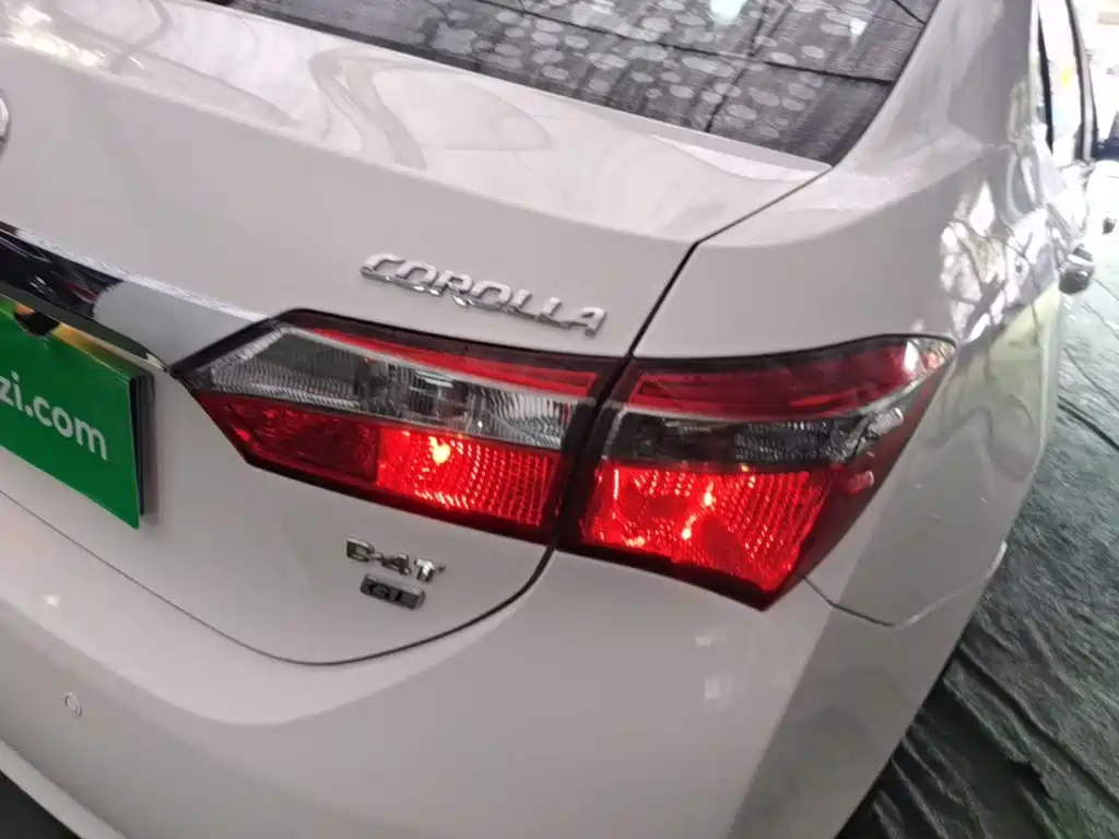 Toyota Corolla — миниатюра 8