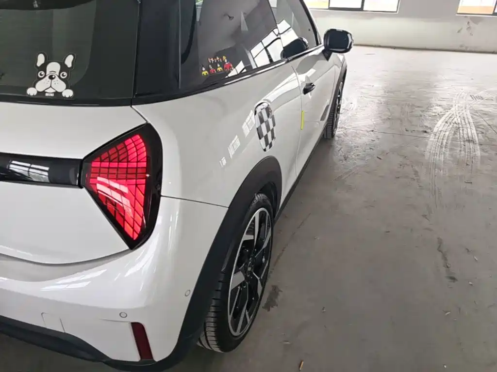 MINI Mini — миниатюра 8