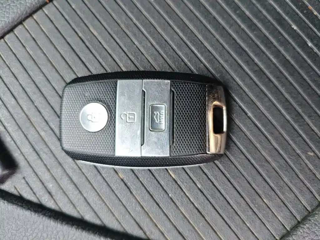 Kia K5 — миниатюра 9