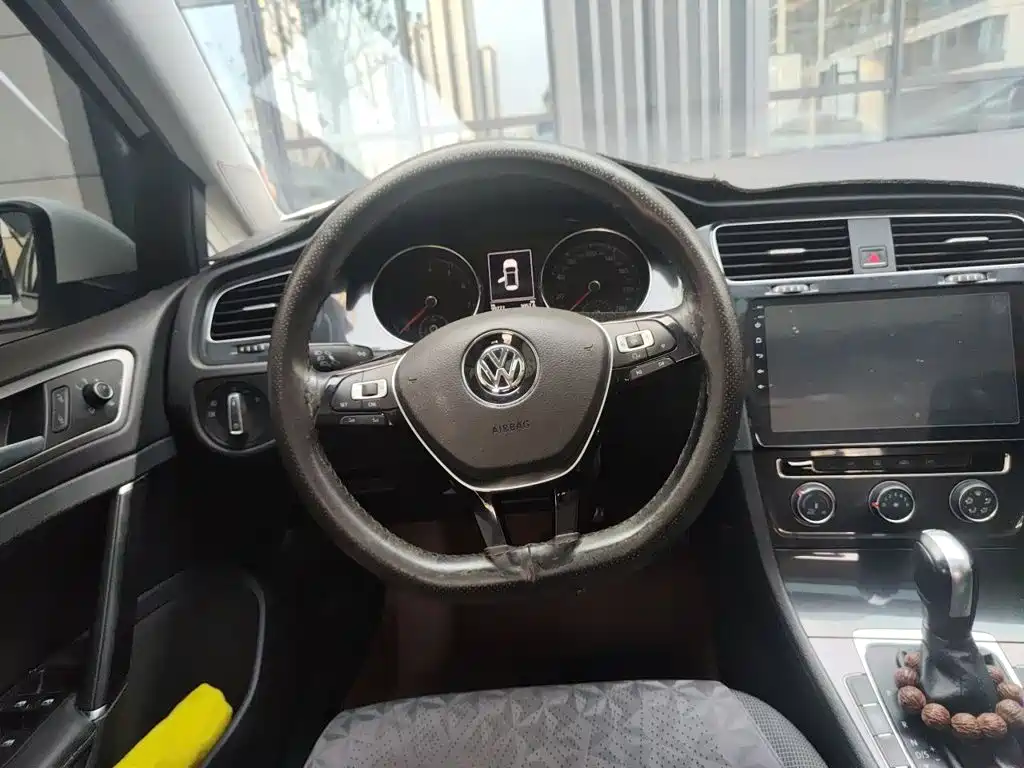 Volkswagen Golf — миниатюра 11