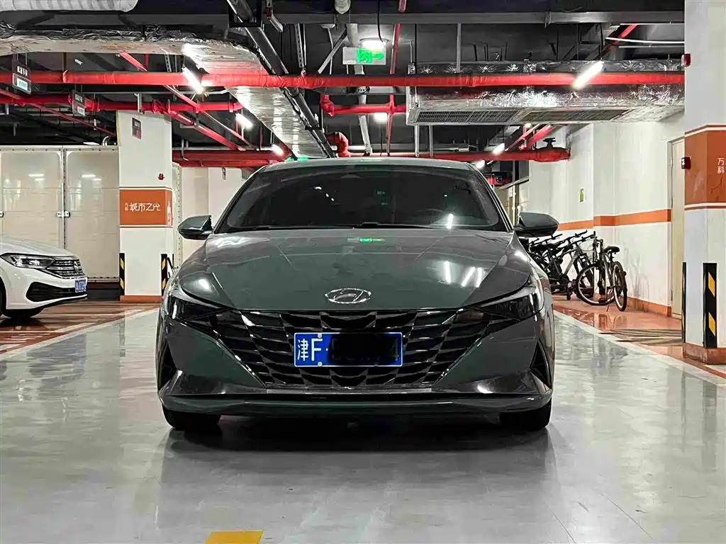 Hyundai Elantra — миниатюра 2