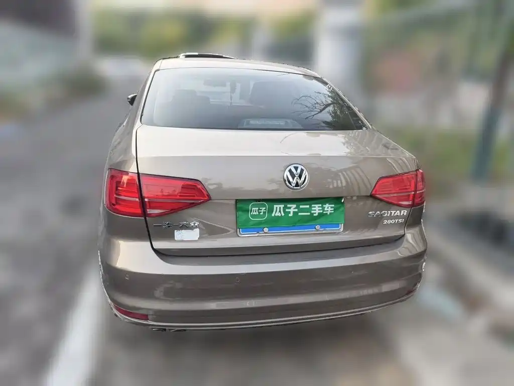 Volkswagen Sagitar — миниатюра 3