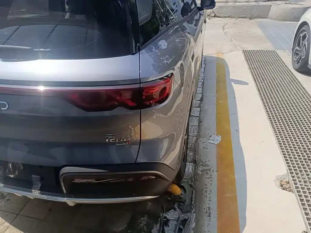 BYD Yuan UP — миниатюра 8