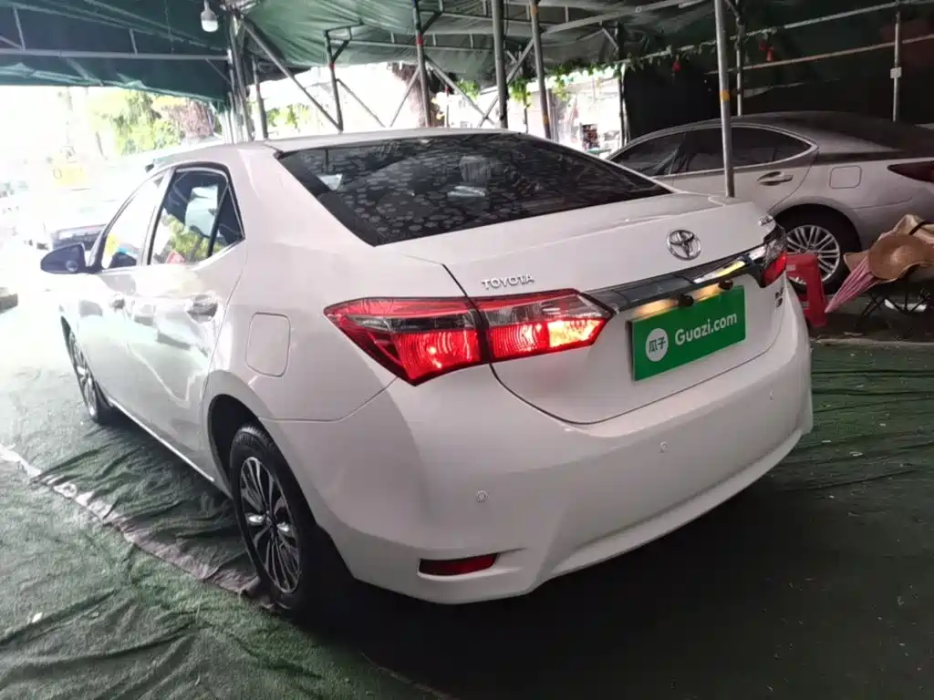 Toyota Corolla — миниатюра 5