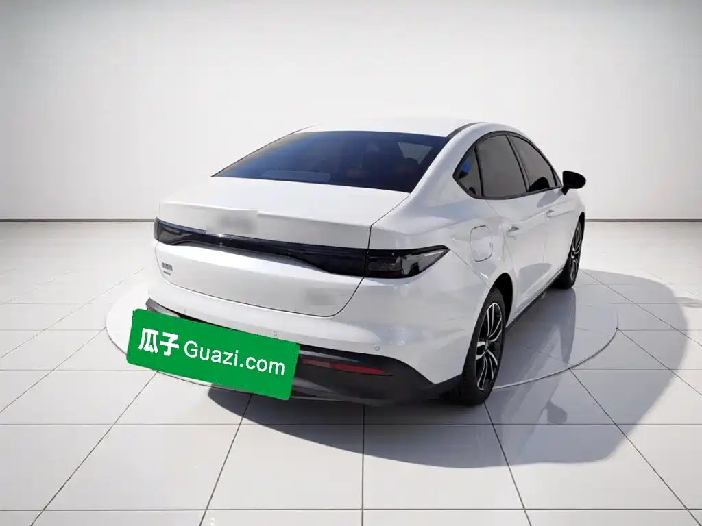 BYD Seal 05 DM-i — миниатюра 4