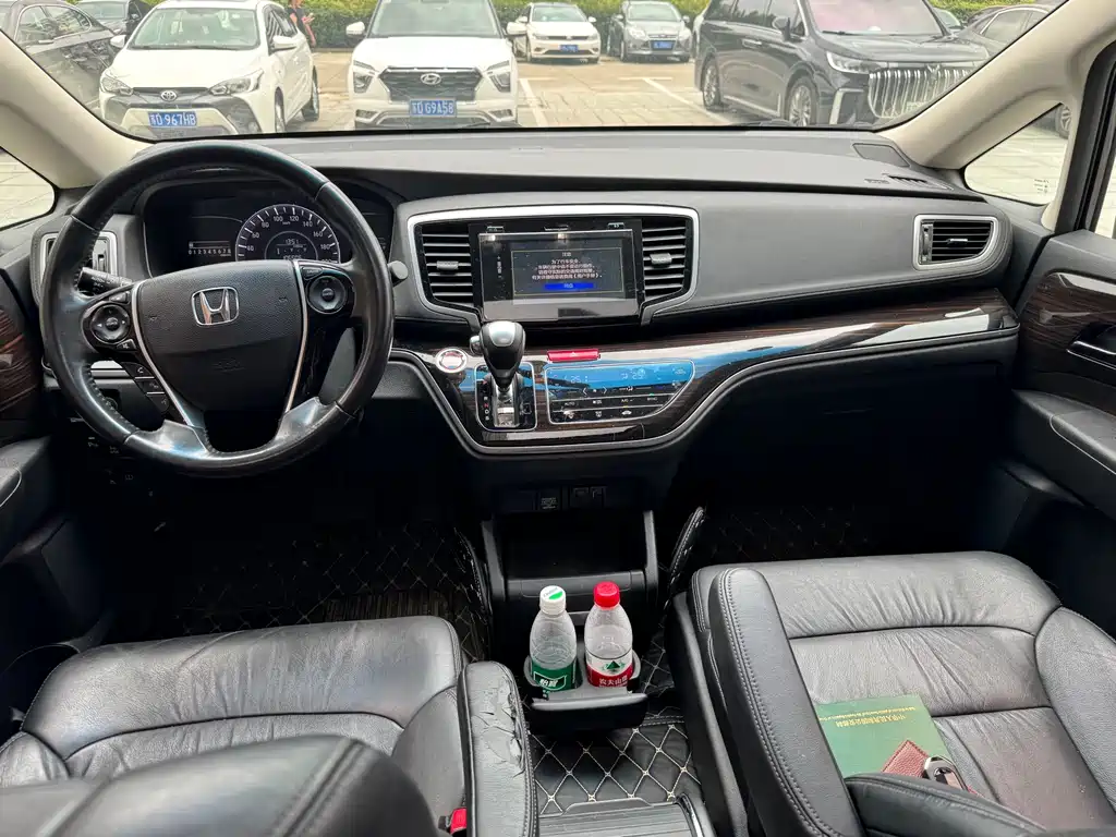 Honda Odyssey — миниатюра 9