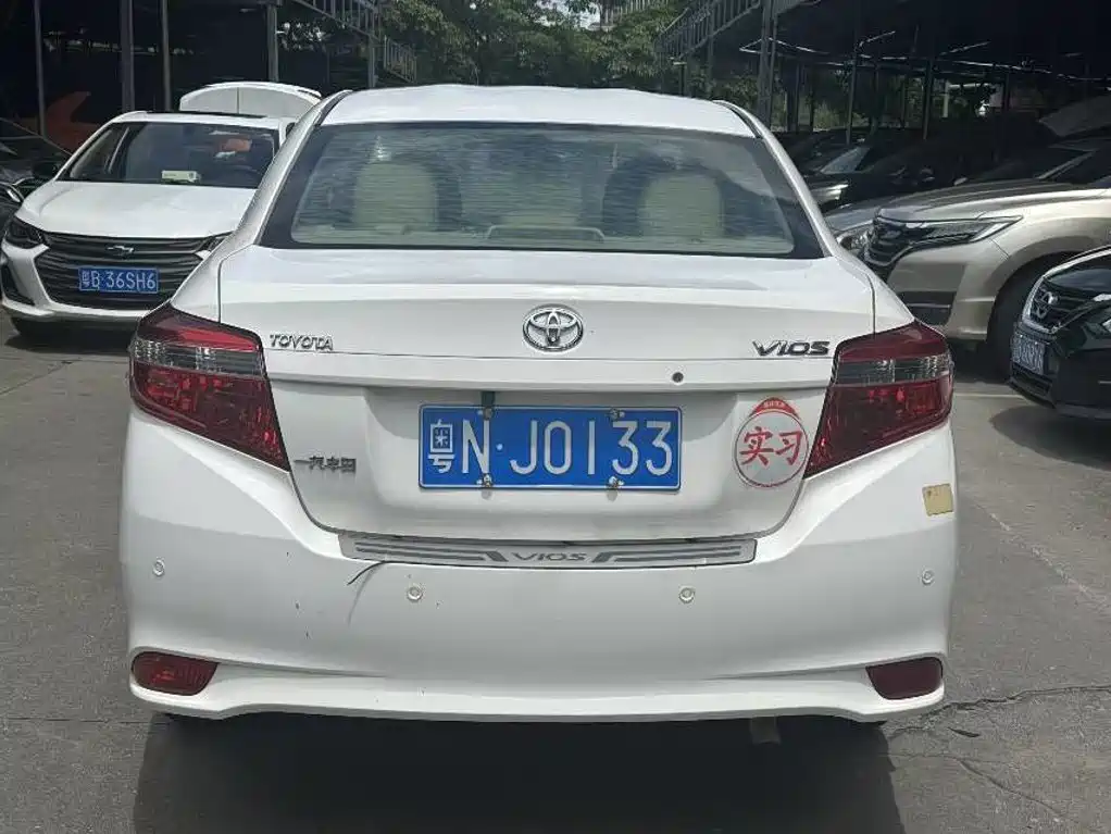 Toyota Vios — миниатюра 8