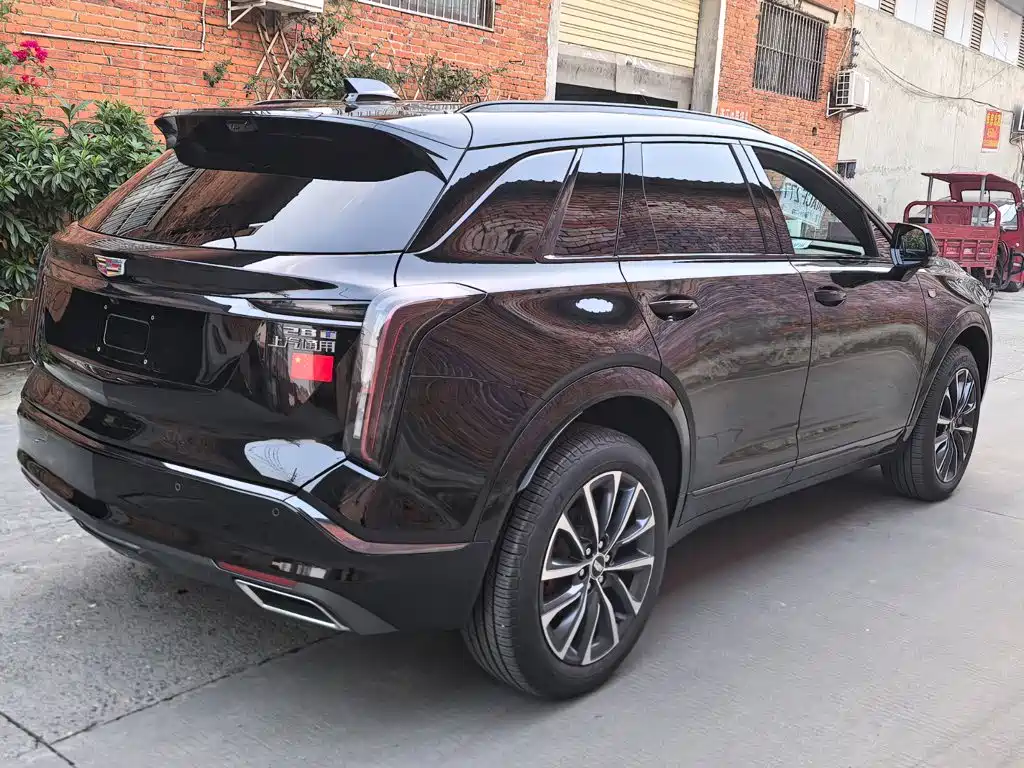 Cadillac XT5 — миниатюра 7