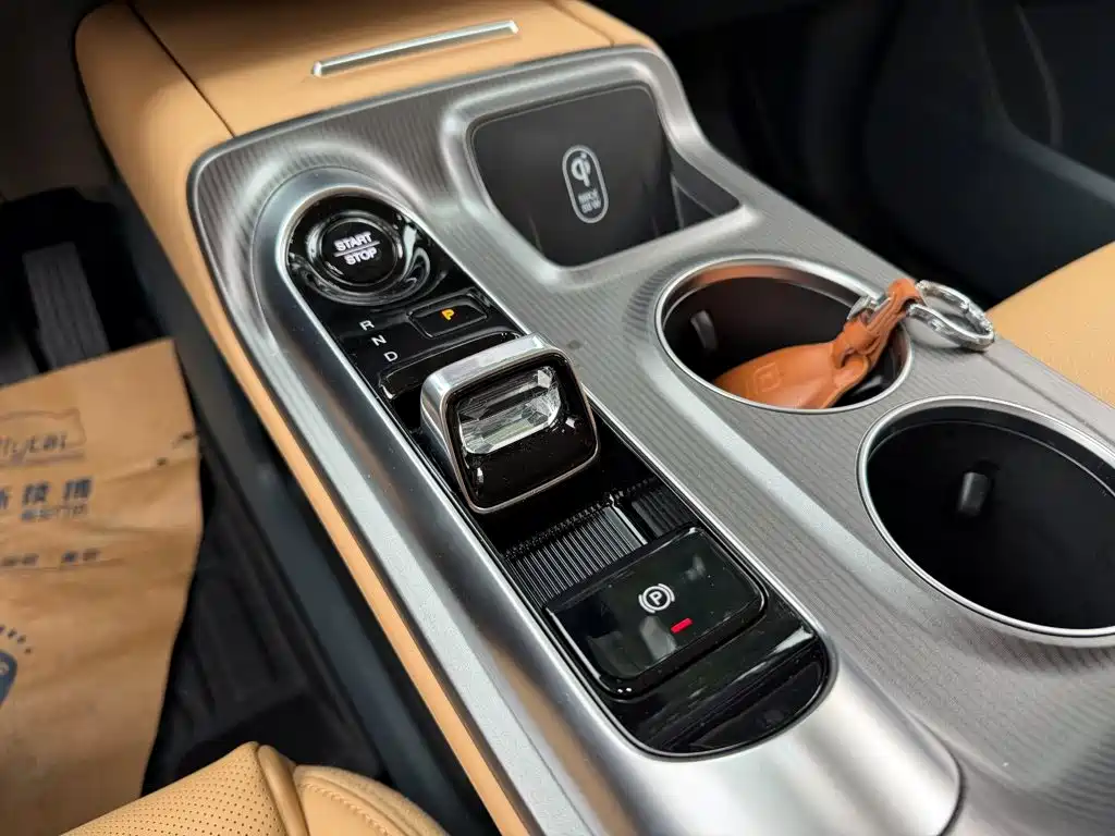 GAC Motor Trumpchi E8 — миниатюра 9