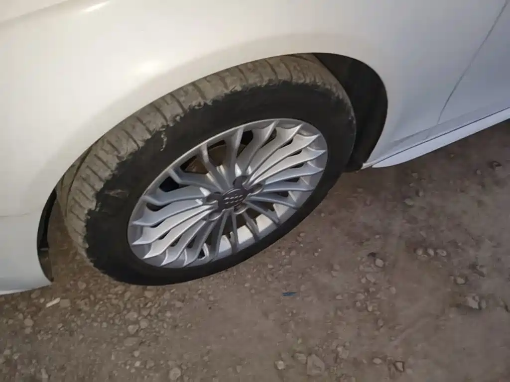 Audi A4L — миниатюра 23