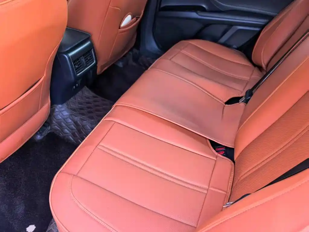 Toyota Camry — миниатюра 6