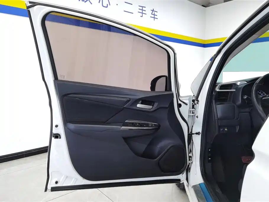 Honda Fit 2016 1.5L LXS CVT Comfort