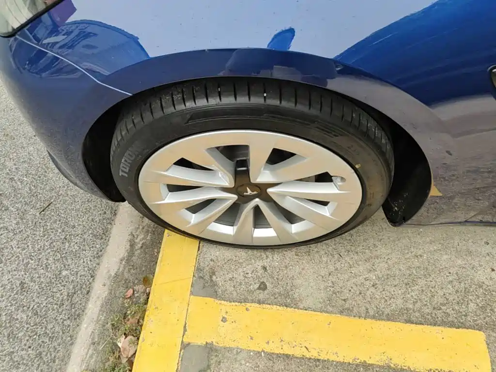 Tesla Model 3 — миниатюра 23