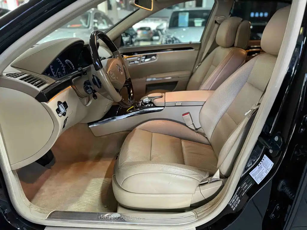Mercedes-Benz S-Class — миниатюра 7