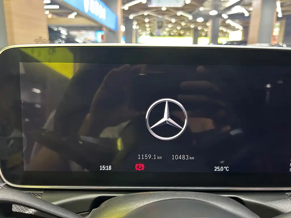 Mercedes-Benz C-Class — миниатюра 6