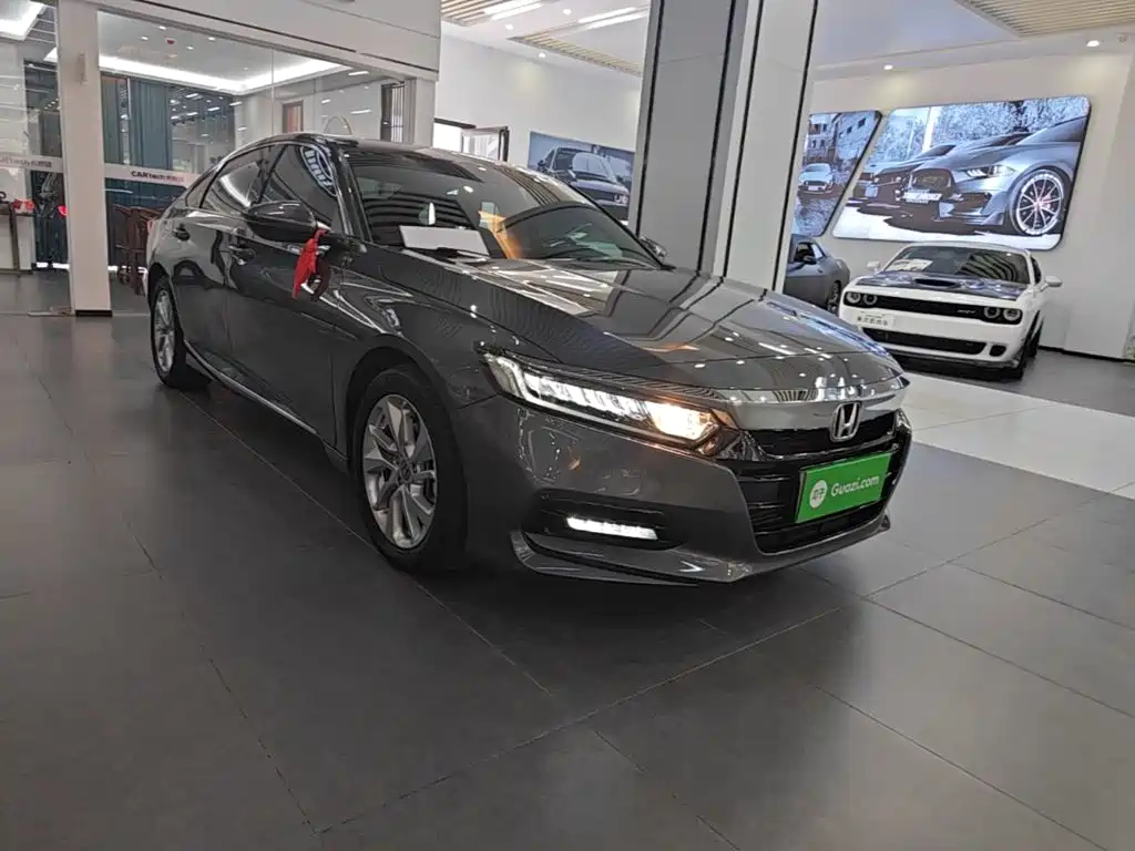Honda Accord — миниатюра 4