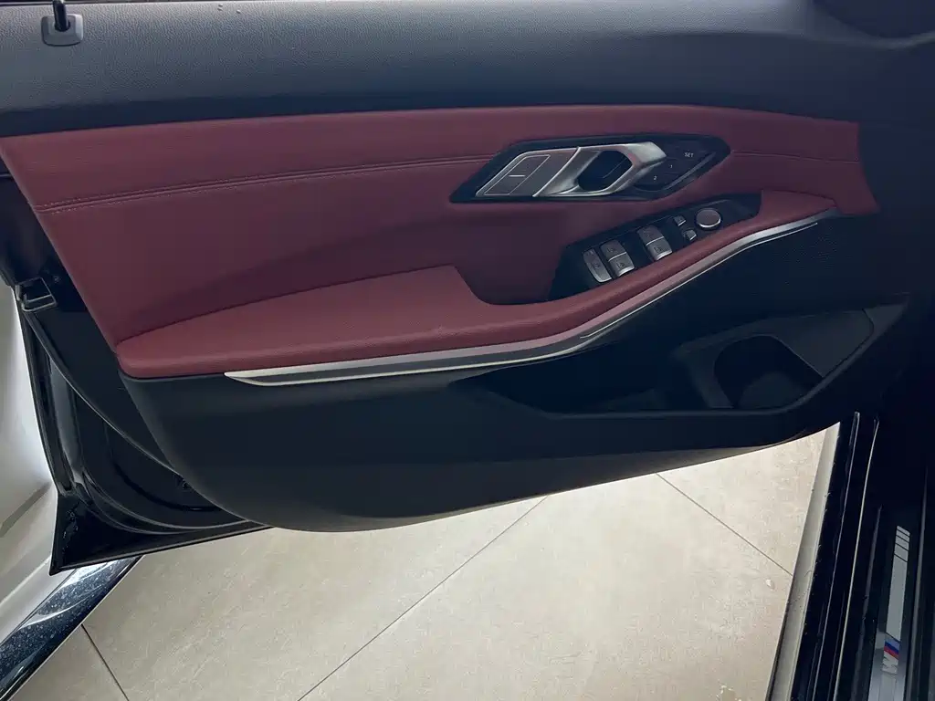 BMW 3 Series — миниатюра 7