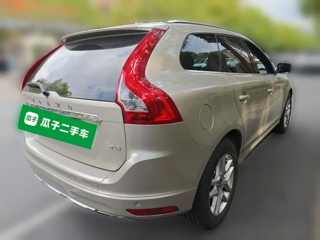 Volvo XC60 — миниатюра 6