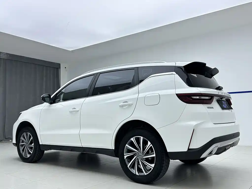 Geely Vision X6 — миниатюра 4