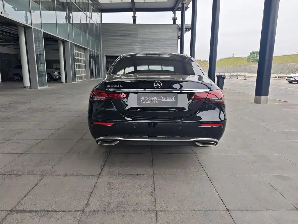 Mercedes-Benz E-Class E 2022 E 300 L Fashion