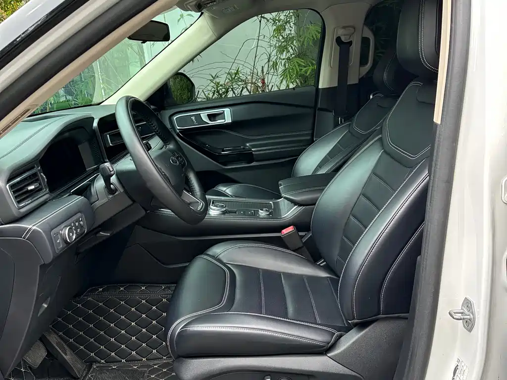Ford Explorer — миниатюра 5