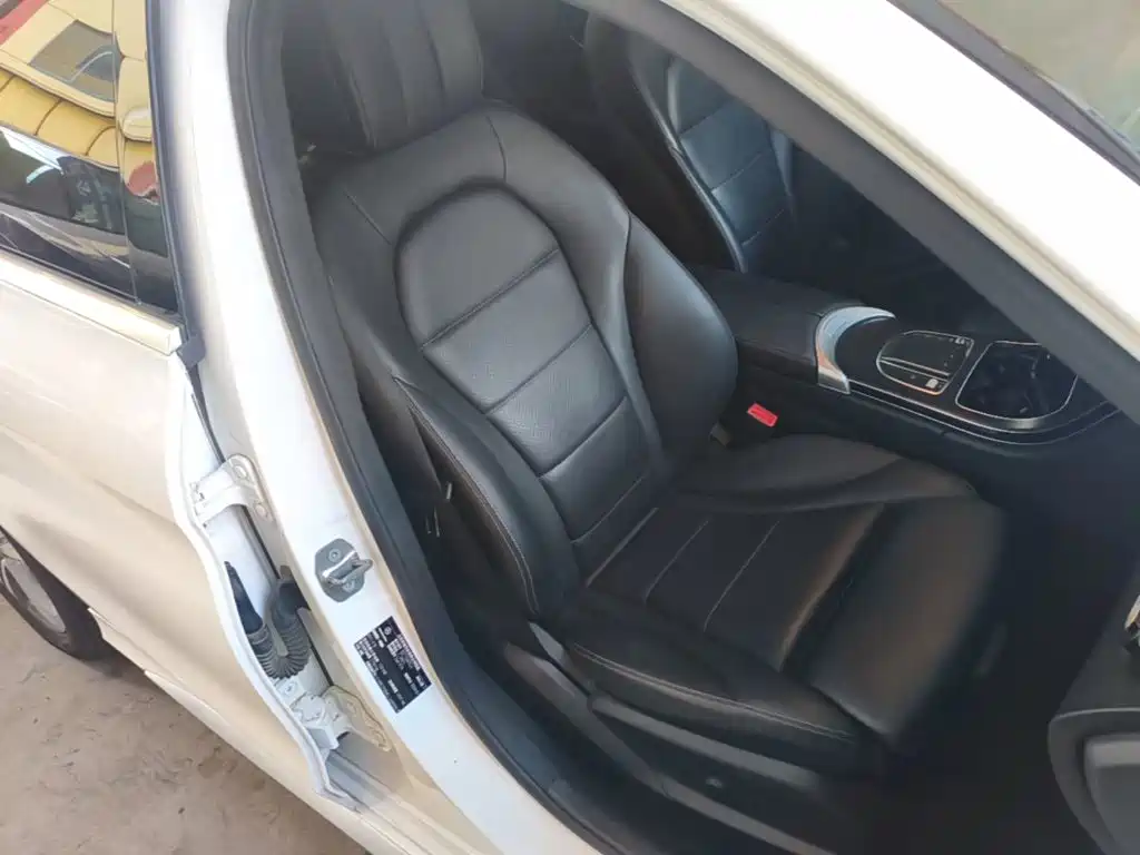Mercedes-Benz C-Class — миниатюра 25