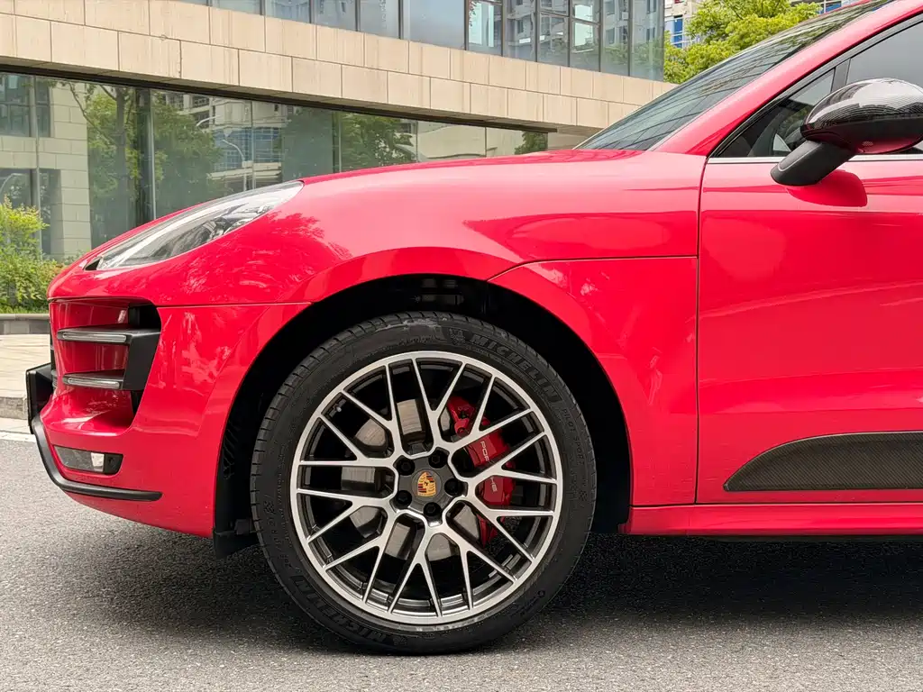 Porsche Macan — миниатюра 18