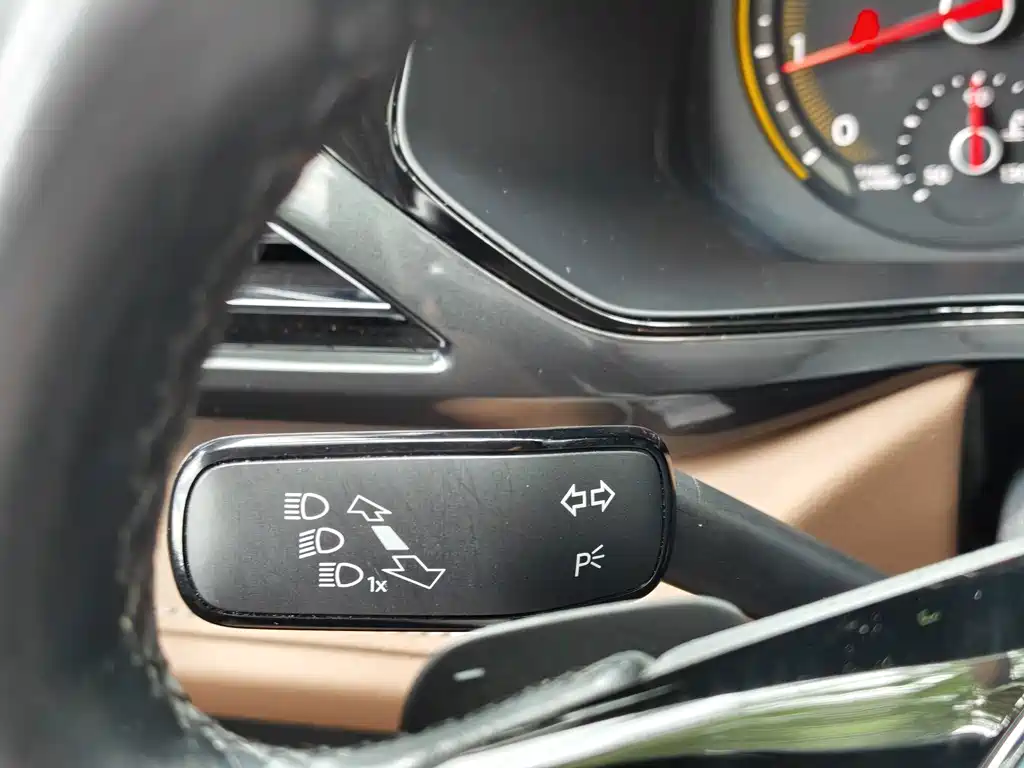 Volkswagen Tharu — миниатюра 17