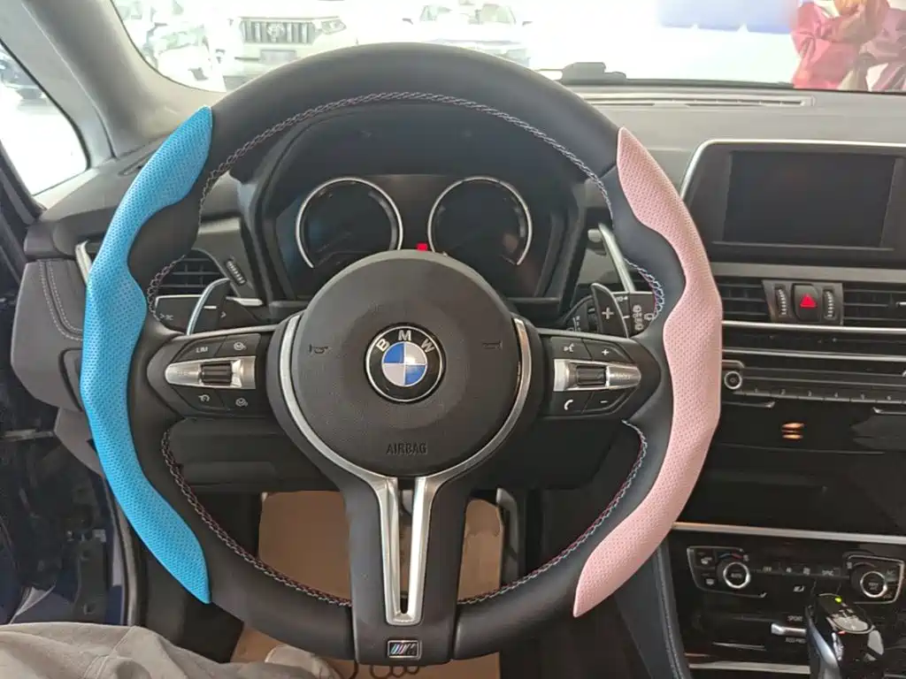 BMW 2 Series Active Tourer — миниатюра 11