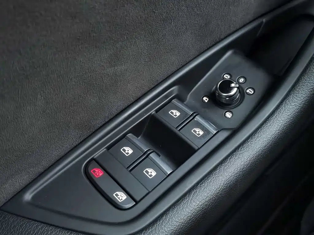 Audi S4 — миниатюра 15