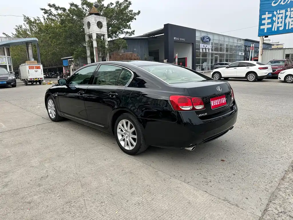 Lexus GS — миниатюра 6