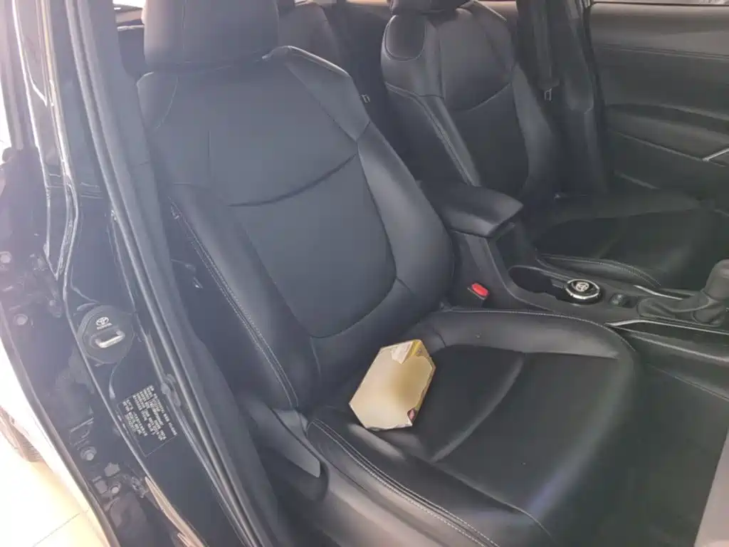 Toyota Corolla Cross — миниатюра 25