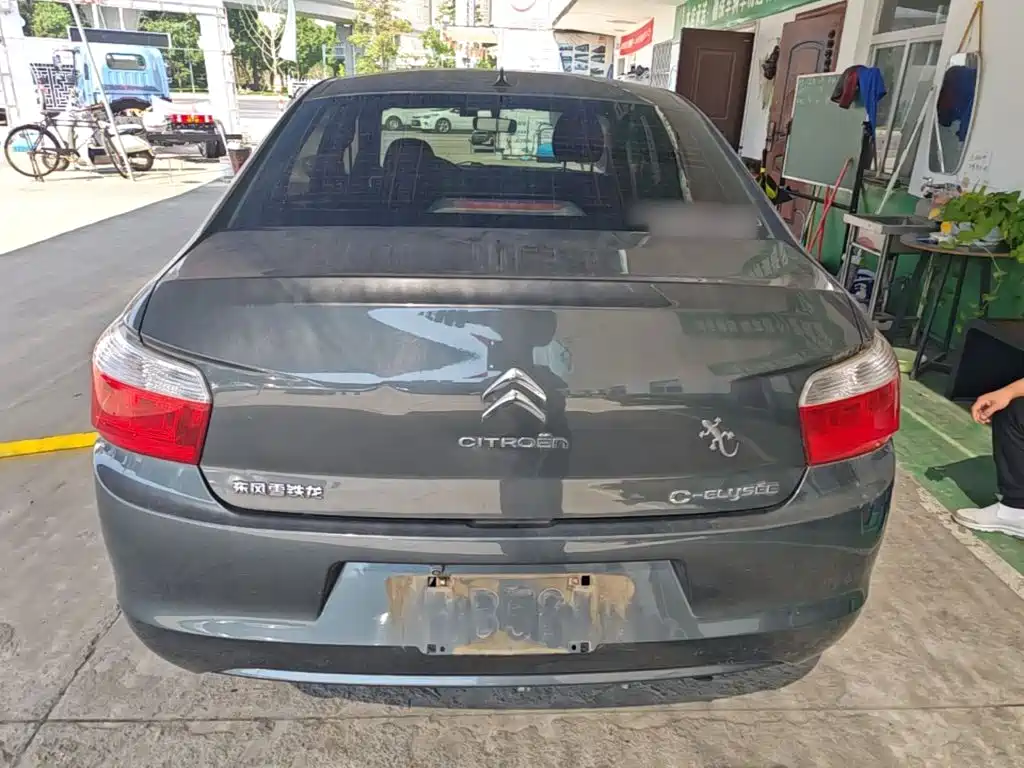 Citroen Elysee — миниатюра 6