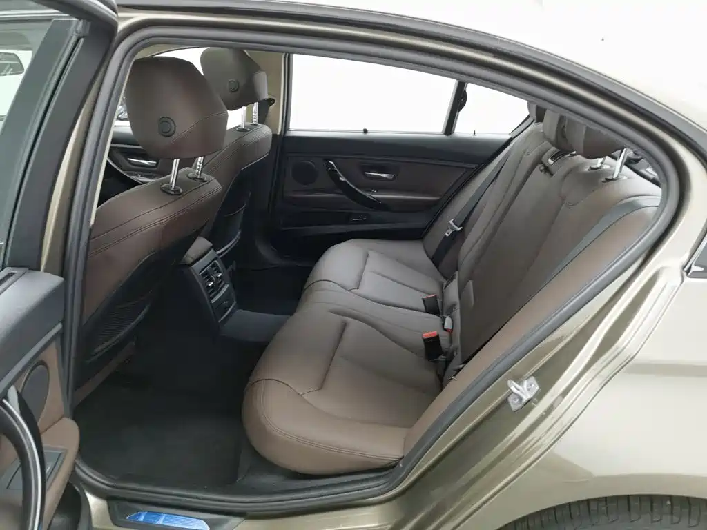 BMW 3 Series — миниатюра 15