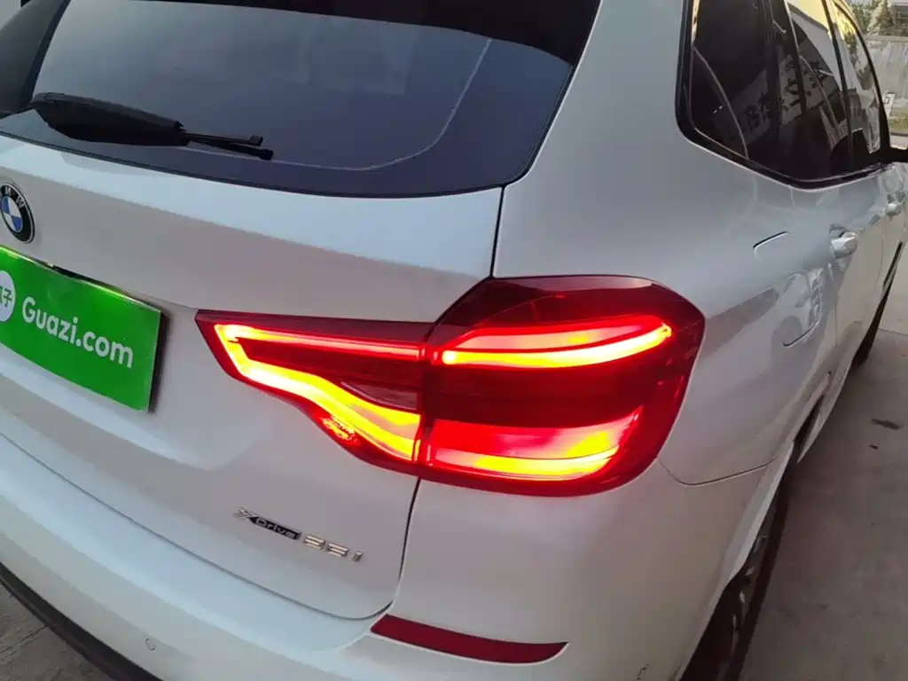 BMW X3 — миниатюра 8
