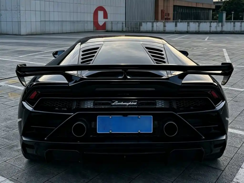 Lamborghini Huracán — миниатюра 3