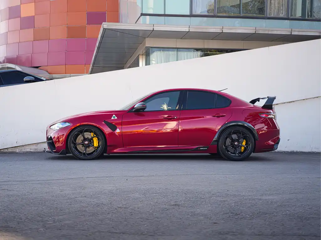 Alfa Romeo Giulia — миниатюра 4