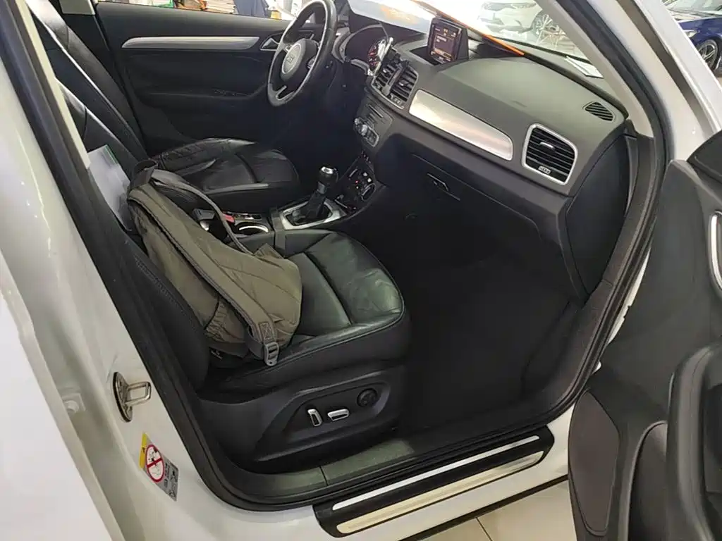 Audi Q3 — миниатюра 25