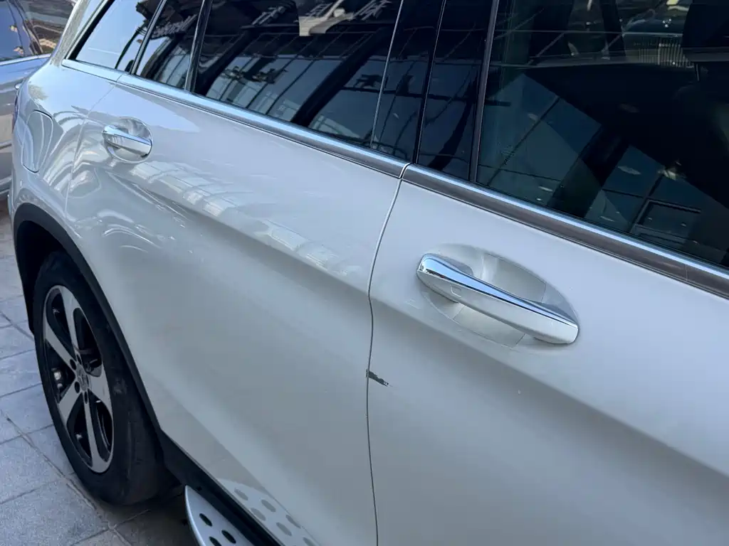 Mercedes-Benz GLC — миниатюра 9