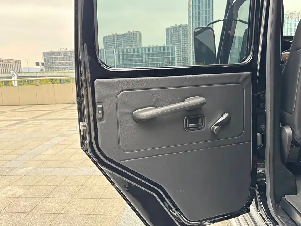 MERCEDES-BENZ G CLASS