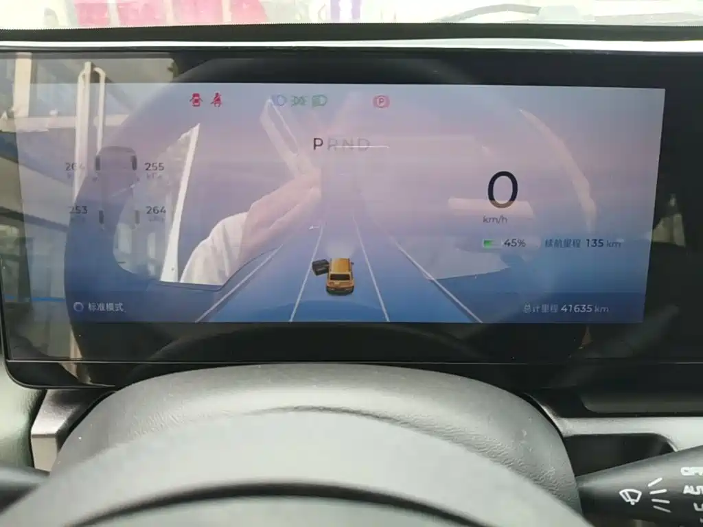 Baojun Yueye — миниатюра 12