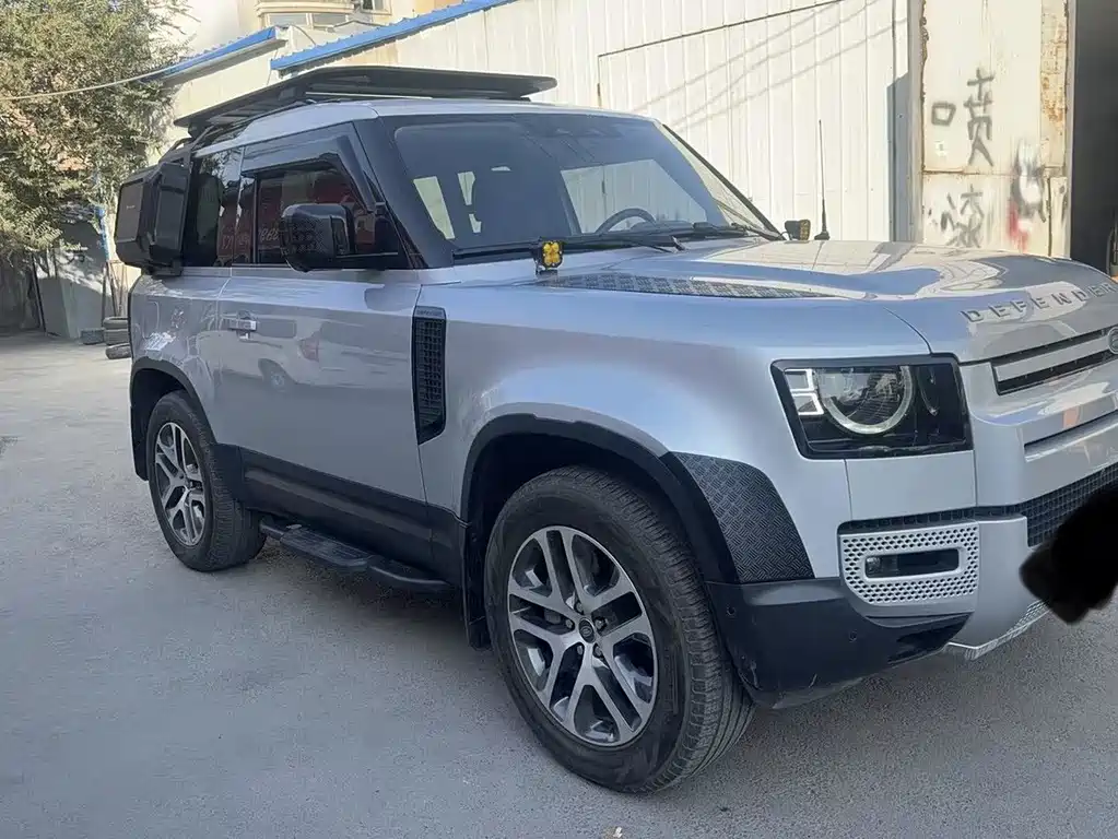 Land Rover Defender — миниатюра 3