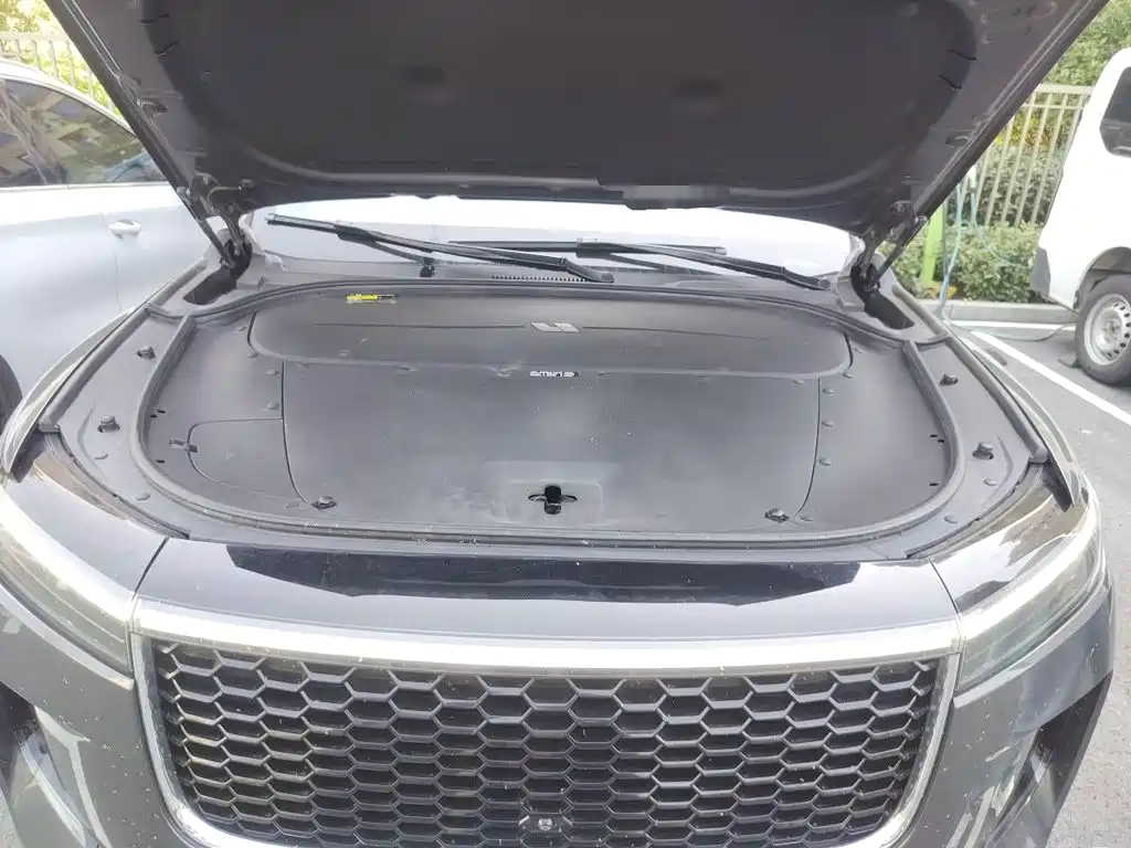 Li Auto Li ONE — миниатюра 16
